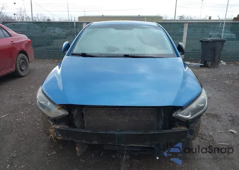 2017 Hyundai Elantra Se z USA, uszkodzony, nr VIN KMHD84LF0HU070888